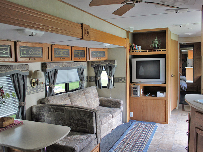 Rental Trailer 1, Salem Interior